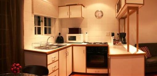 фото отеля 10 Woodlands Road B&B and Self-Catering