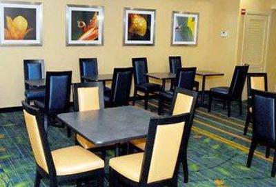 фото отеля Fairfield Inn & Suites Boston North