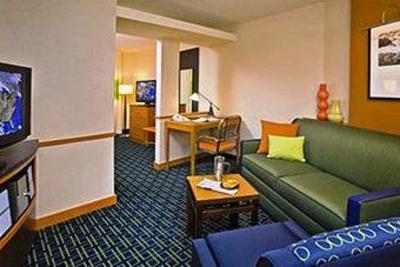 фото отеля Fairfield Inn & Suites Boston North
