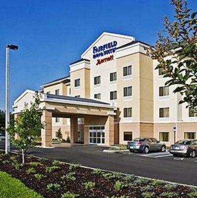 фото отеля Fairfield Inn & Suites Boston North