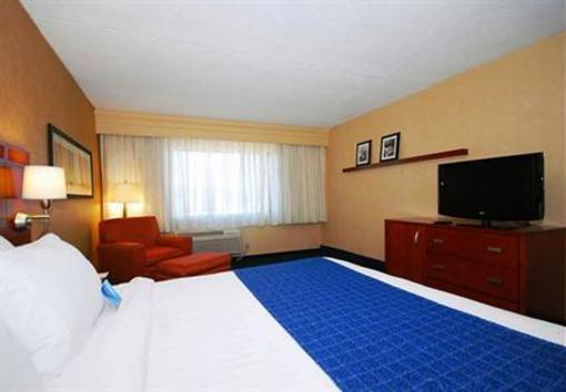 фото отеля Fairfield Inn & Suites Boston North