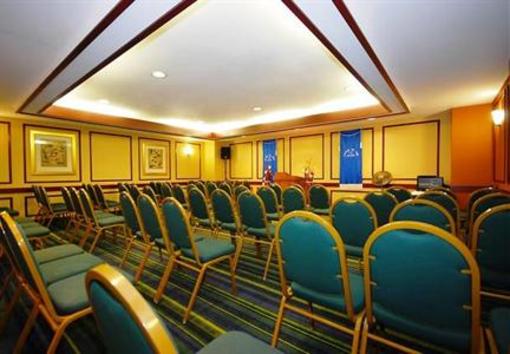 фото отеля Fairfield Inn & Suites Boston North