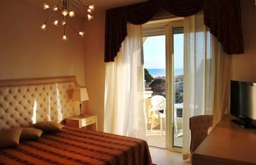 фото отеля Hotel Nettuno Cervia