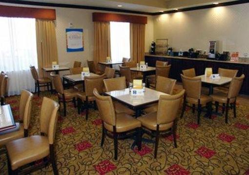фото отеля Comfort Inn & Suites Maingate South