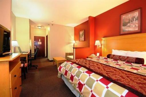 фото отеля Best Western Crossroads Inn Schererville
