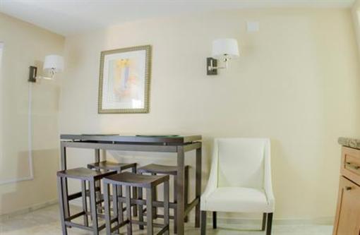 фото отеля Parc Suites