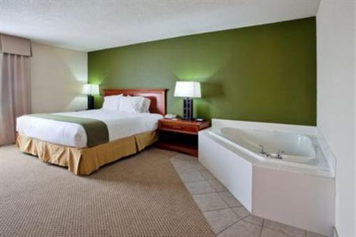 фото отеля Holiday Inn Express & Suites Dublin