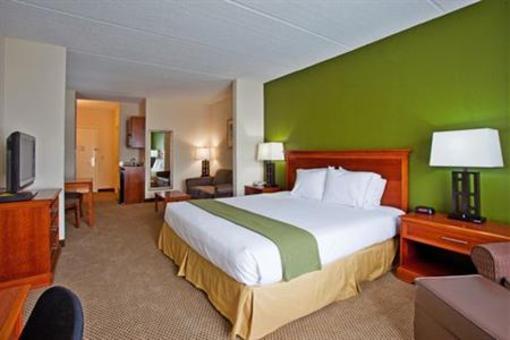 фото отеля Holiday Inn Express & Suites Dublin