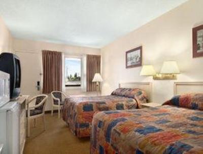 фото отеля Calgary North Thriftlodge