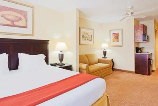 фото отеля Holiday Inn Express Hotel & Suites Capitol Beltway Largo (Maryland)