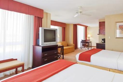 фото отеля Holiday Inn Express Hotel & Suites Capitol Beltway Largo (Maryland)