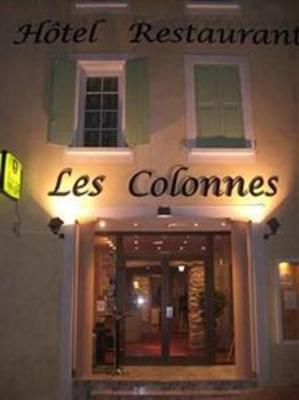фото отеля Grand Hotel Des Colonnes Greoux les Bains