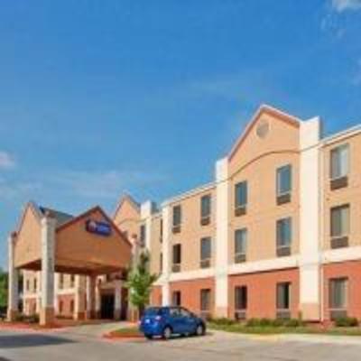 фото отеля Comfort Inn & Suites Near Medical Center