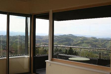 фото отеля Ferienapartments Wurzenberg Südsteiermark Glanz an der Wienstrasse
