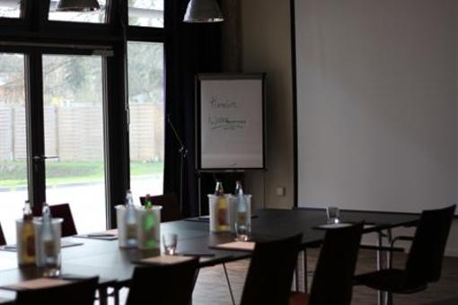 фото отеля Altes Stahlwerk Business & Lifestyle Hotel