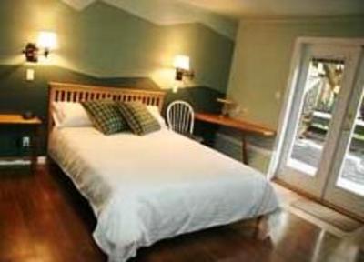 фото отеля Meadowbrook Bed & Breakfast