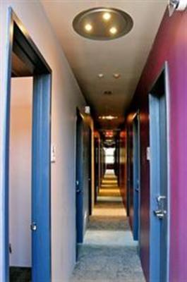 фото отеля B Hotel & Hostel