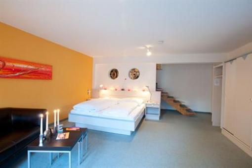 фото отеля Landhotel Hirschen