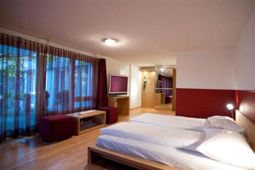 фото отеля Landhotel Hirschen