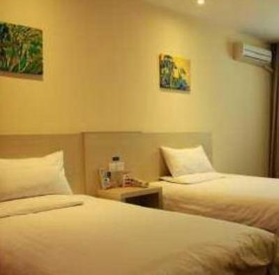 фото отеля Hanting Express Shenyang Shifu Road