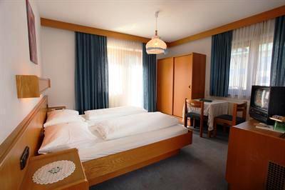 фото отеля Brixana Pension