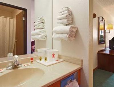 фото отеля Super 8 Motel Marshall