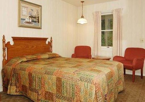 фото отеля Rodeway Inn Akron