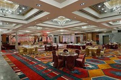 фото отеля The Grand Bhagwati Surat