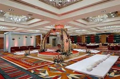 фото отеля The Grand Bhagwati Surat