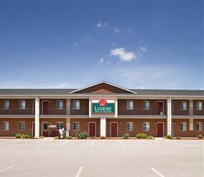 фото отеля Luxbury Inn & Suites