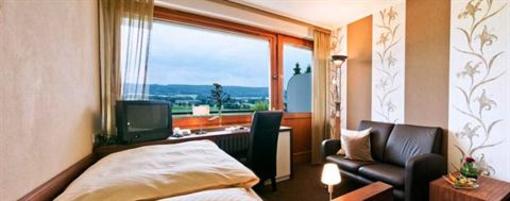 фото отеля Hotel Am Rosenberg Bad Driburg