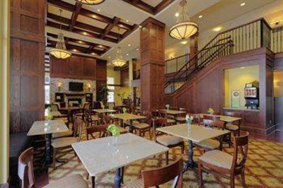 фото отеля Country Inn & Suites - Savannah Historic