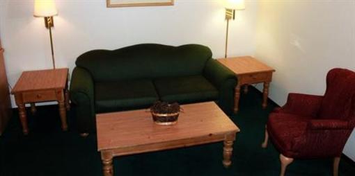фото отеля Paynesville Inn & Suites