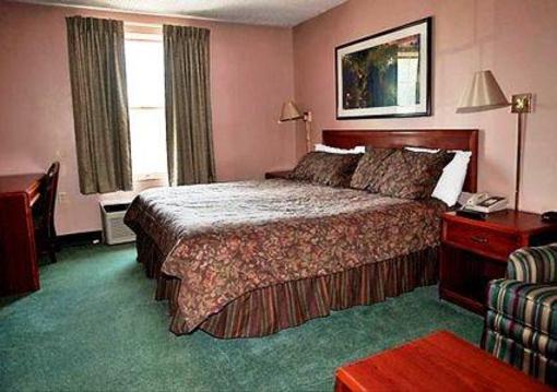 фото отеля Rodeway Inn Lakeville (New York)