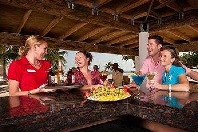 фото отеля Brac Reef Beach Resort Cayman Brac