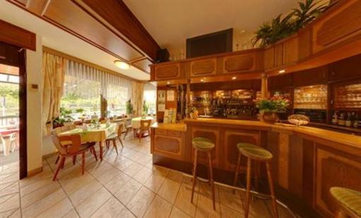 фото отеля Hotel Zur Linde Klotten
