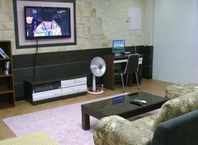 фото отеля Love In Busan Guesthouse