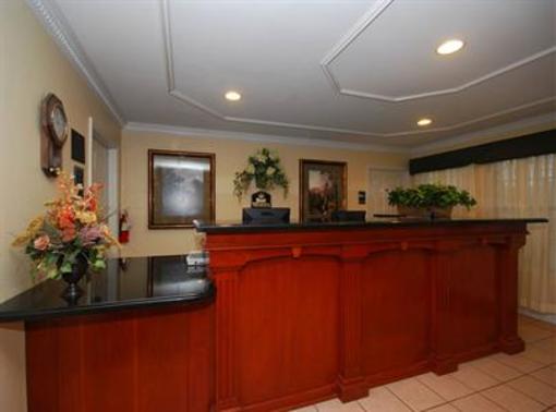 фото отеля BEST WESTERN Pineywoods Inn