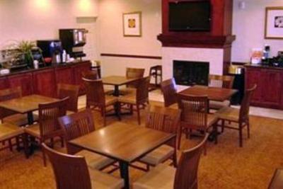 фото отеля Country Inn & Suites Pinellas Park