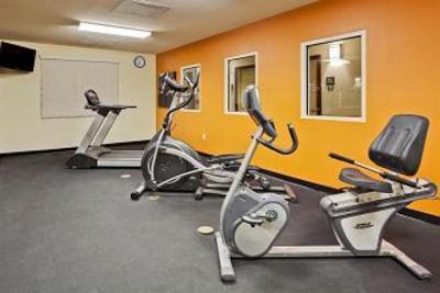 фото отеля Country Inn & Suites Pinellas Park