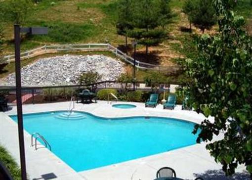 фото отеля Hampton Inn Caryville - I-75 Cove Lake State Park