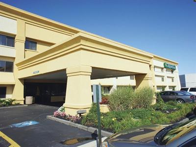 фото отеля La Quinta Inn Auburn Worcester