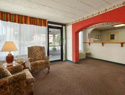фото отеля Super 8 Batavia