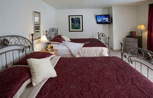 фото отеля The Rocky Mountain Chalet