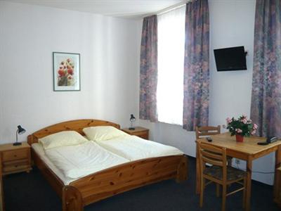 фото отеля Pension Locarno Munich