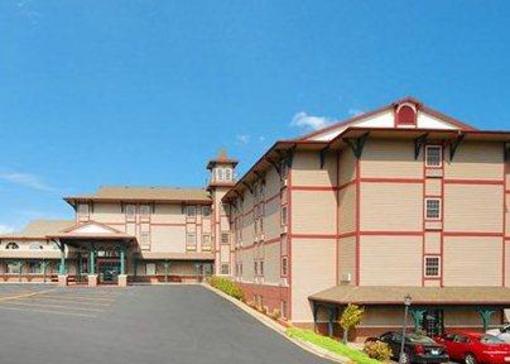 фото отеля Comfort Inn Warrensburg Station