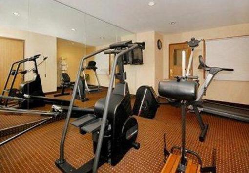 фото отеля Comfort Inn Warrensburg Station