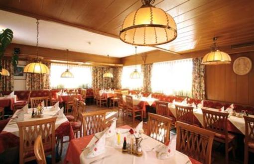 фото отеля Hotel Gasthof Cafe Neuwirt
