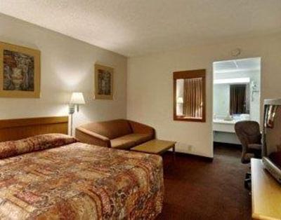 фото отеля Howard Johnson Inn and Suites Columbus