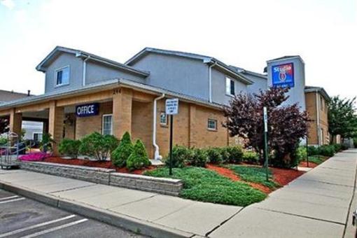 фото отеля Studio 6 Hotel East Brunswick